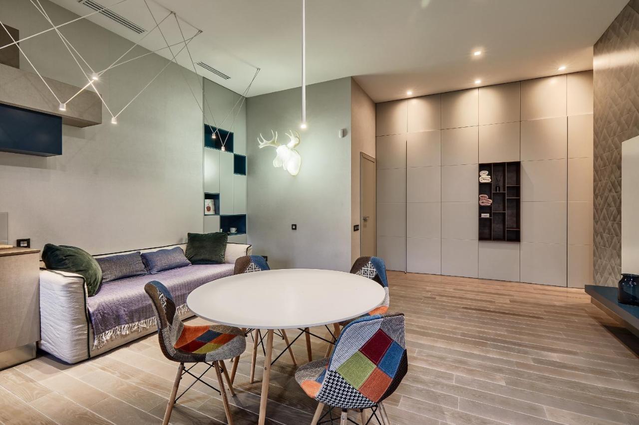 Saksaganskogo Centre Apartment Kiev Ngoại thất bức ảnh