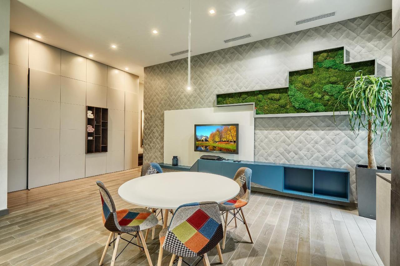 Saksaganskogo Centre Apartment Kiev Ngoại thất bức ảnh