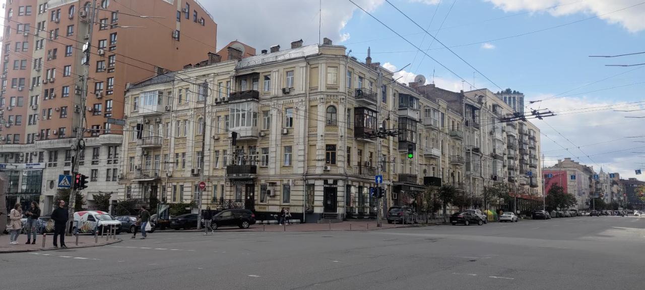 Saksaganskogo Centre Apartment Kiev Ngoại thất bức ảnh