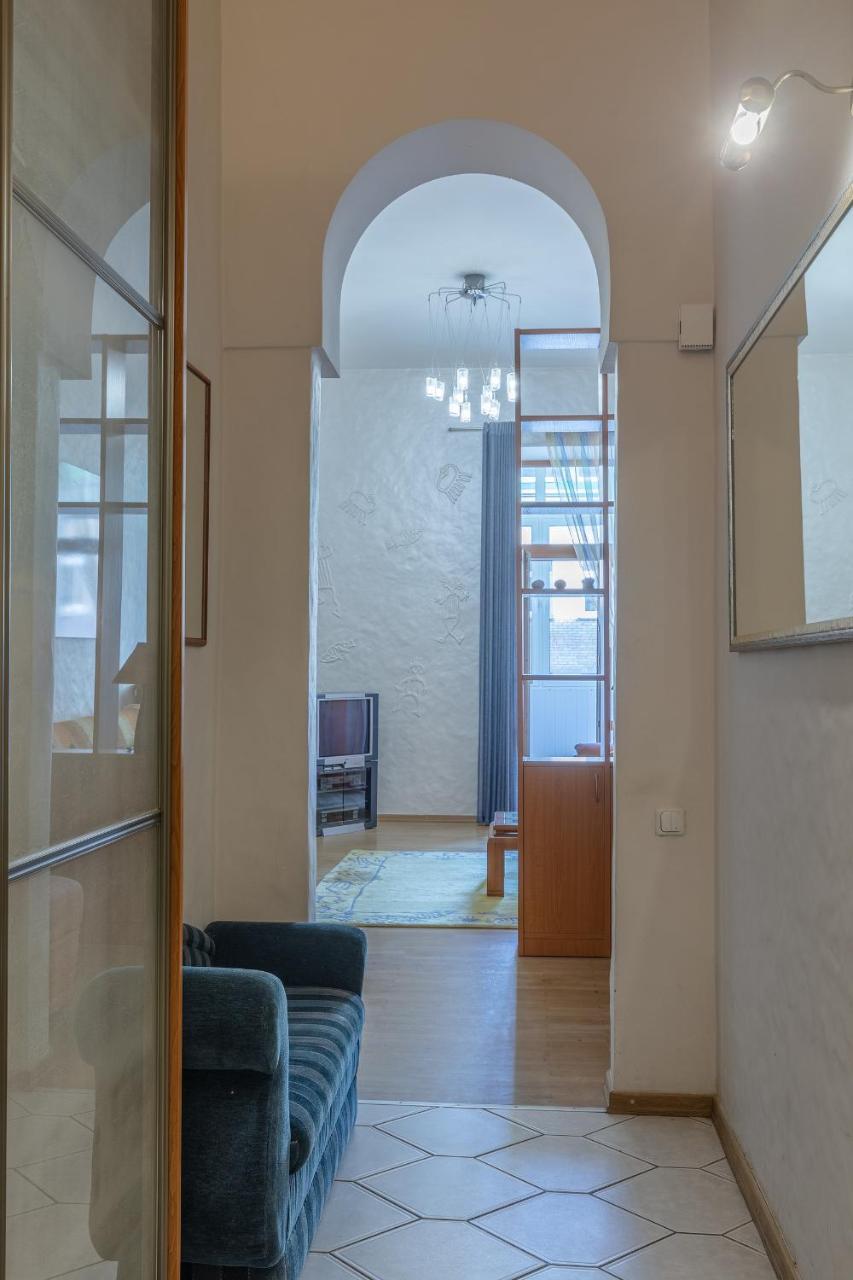 Saksaganskogo Centre Apartment Kiev Ngoại thất bức ảnh