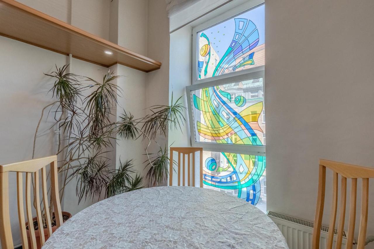 Saksaganskogo Centre Apartment Kiev Ngoại thất bức ảnh