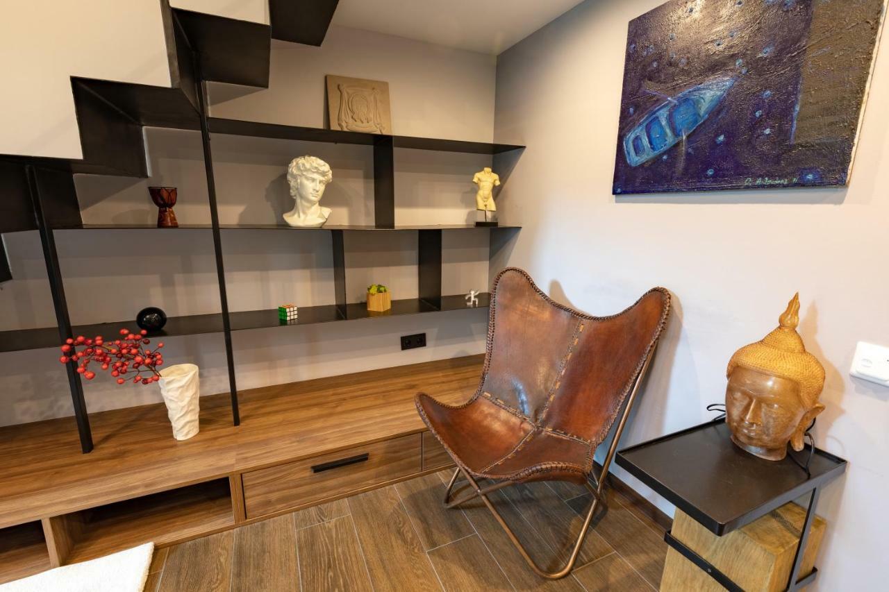 Saksaganskogo Centre Apartment Kiev Ngoại thất bức ảnh