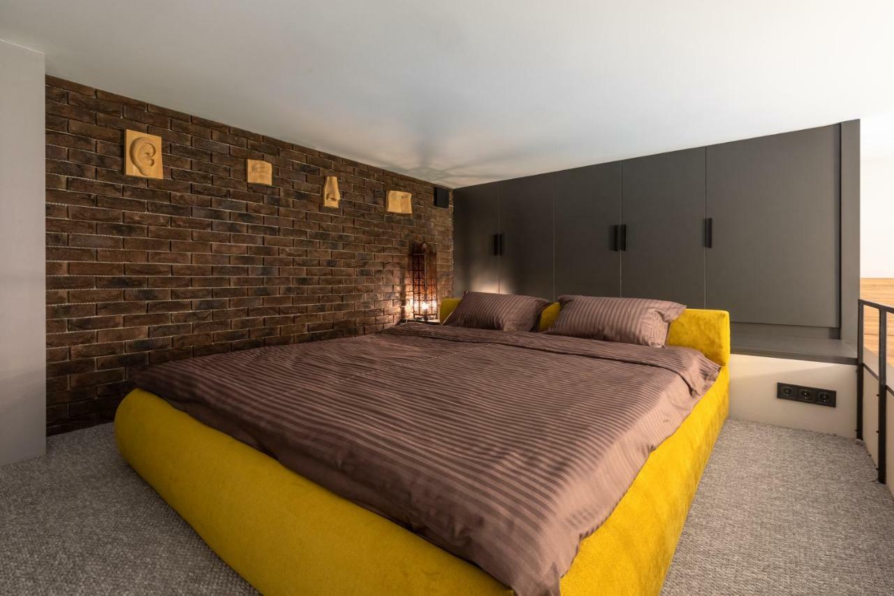 Saksaganskogo Centre Apartment Kiev Ngoại thất bức ảnh