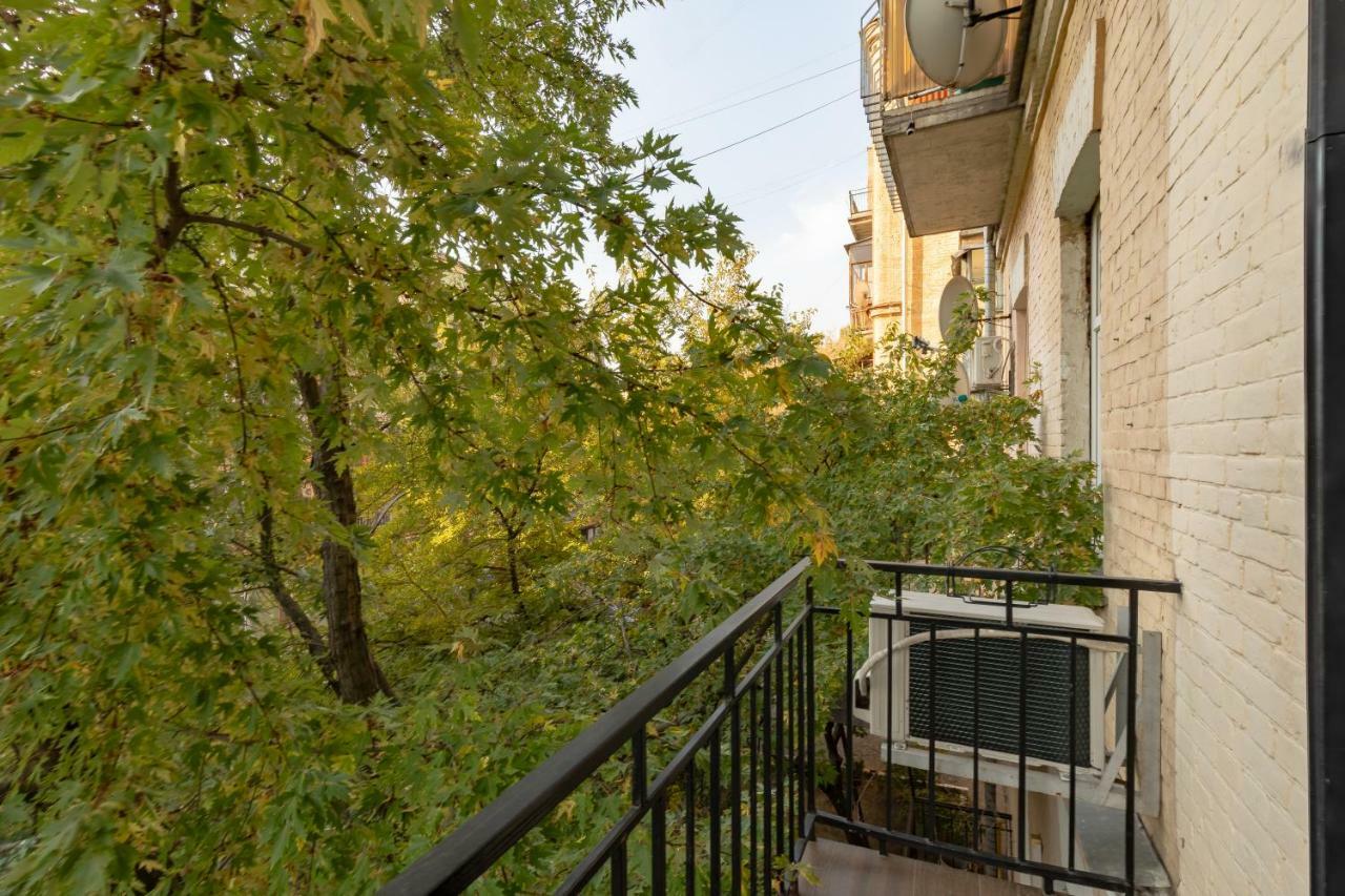 Saksaganskogo Centre Apartment Kiev Ngoại thất bức ảnh